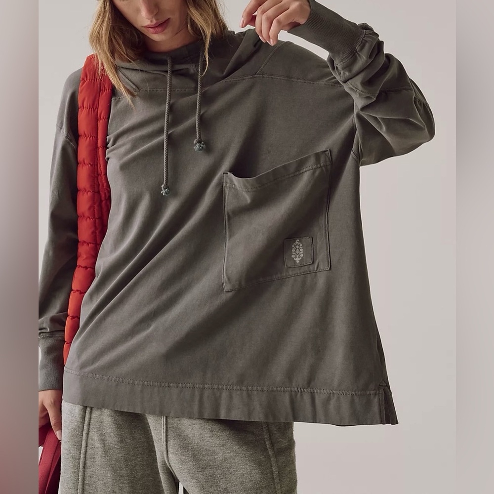FP Hot Shot Hooded Layer in Gunmetal